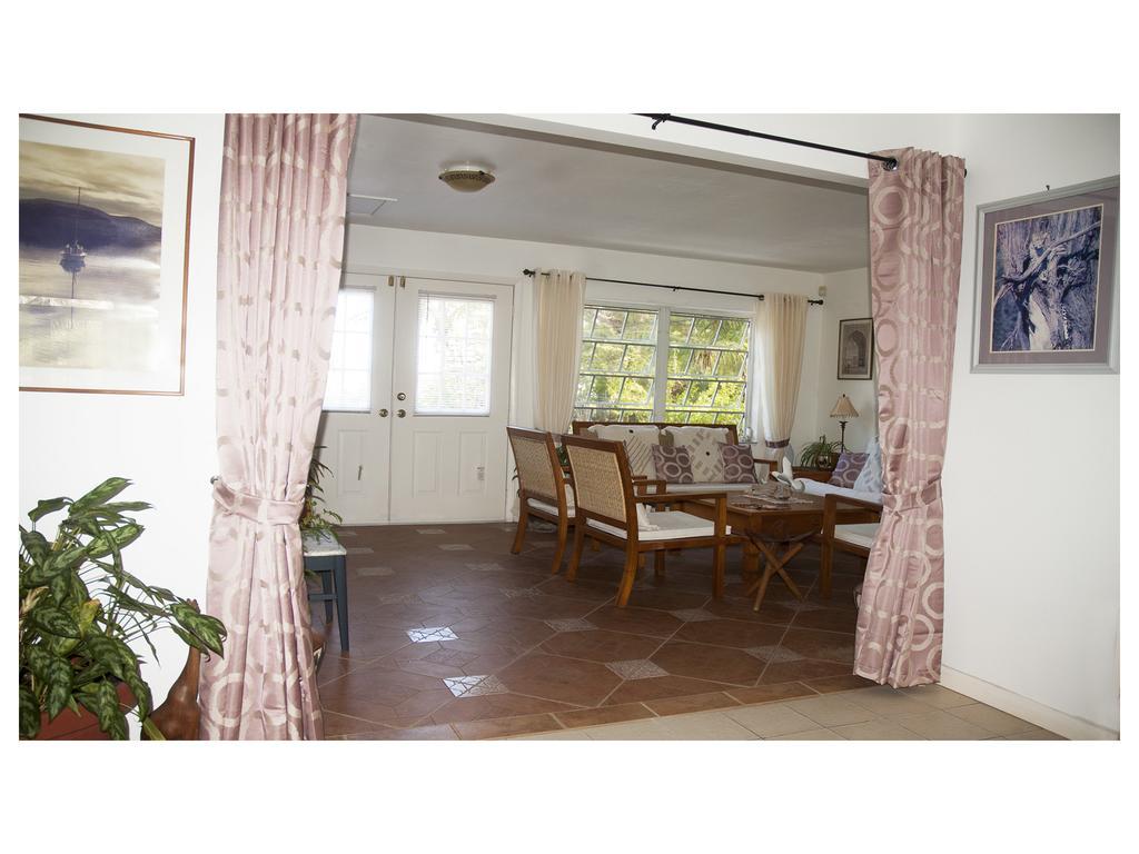 Silver Point Villa ฟรีพอร์ต ภายนอก รูปภาพ