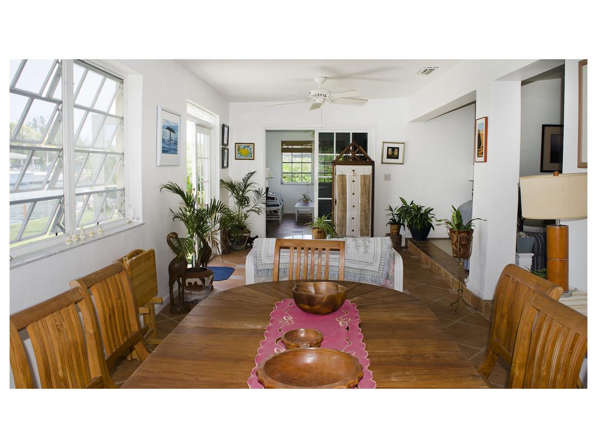 Silver Point Villa ฟรีพอร์ต ภายนอก รูปภาพ
